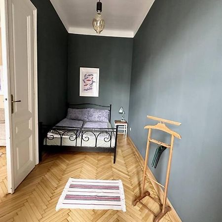 Ruhige & Grosse Altbauwohnung 7Min Zum Zentrum 비엔나 외부 사진
