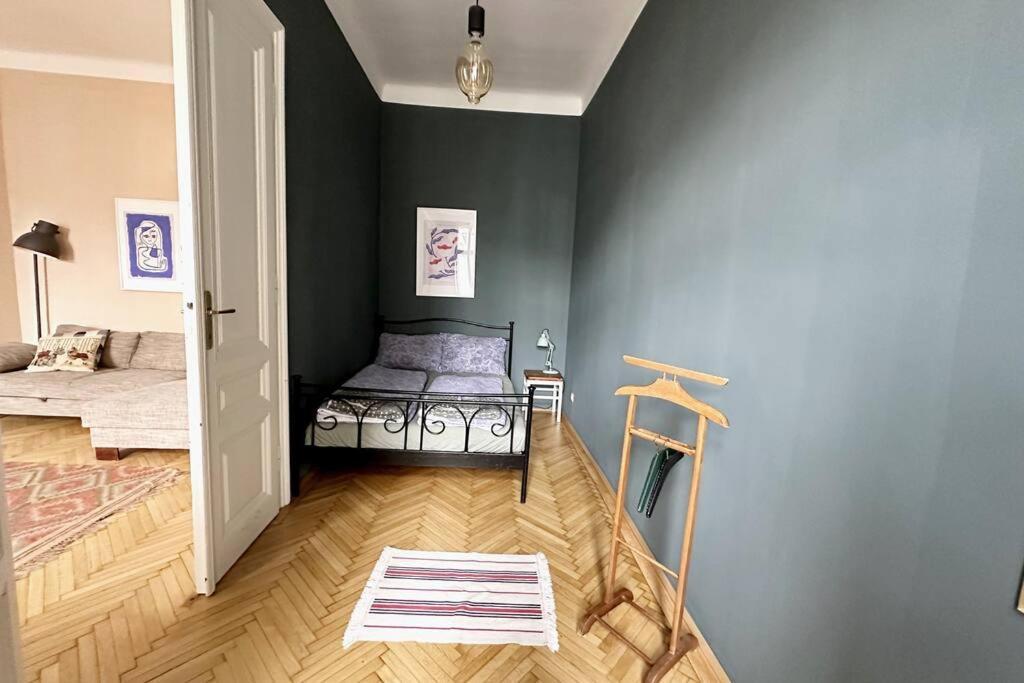 Ruhige & Grosse Altbauwohnung 7Min Zum Zentrum 비엔나 외부 사진